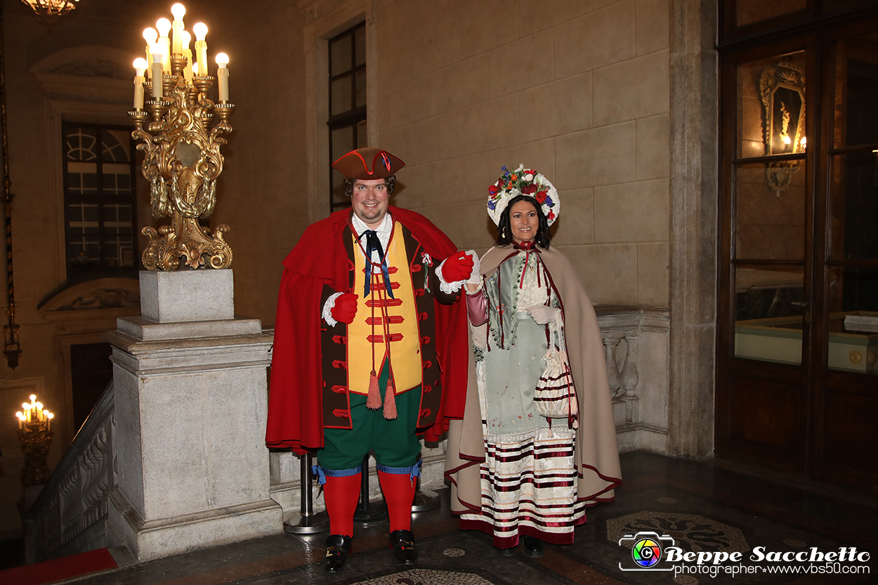 VBS_3506 - Investitura Ufficiale Gianduja e Giacometta Famija Turineisa - Carnevale di Torino 2024.jpg